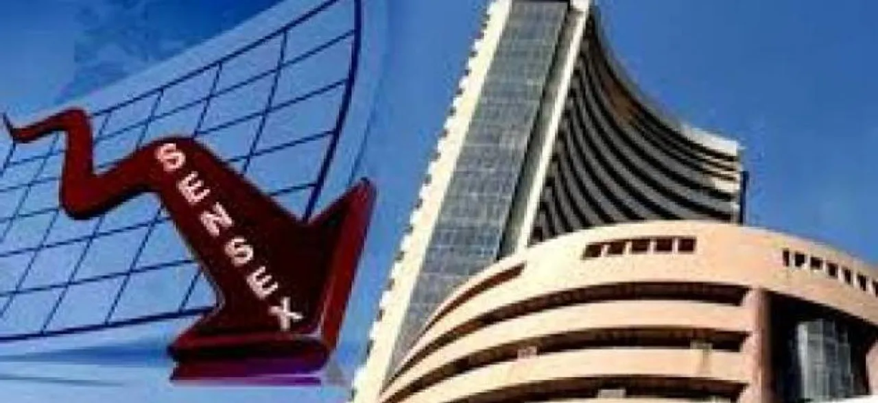 Sensex closes 400 points lower, Nifty ends below 10000-mark over profit-booking in realty, capital goods sector