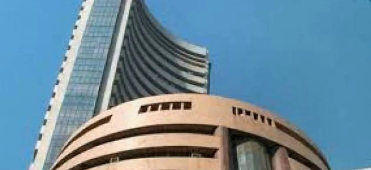 Sensex, Nifty trade flat in opening session amid weak trader sentiment over US-China trade war