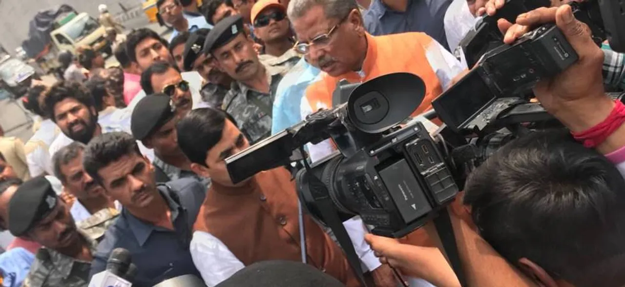 Defying prohibitory orders, BJP delegation visits violence-hit Asansol