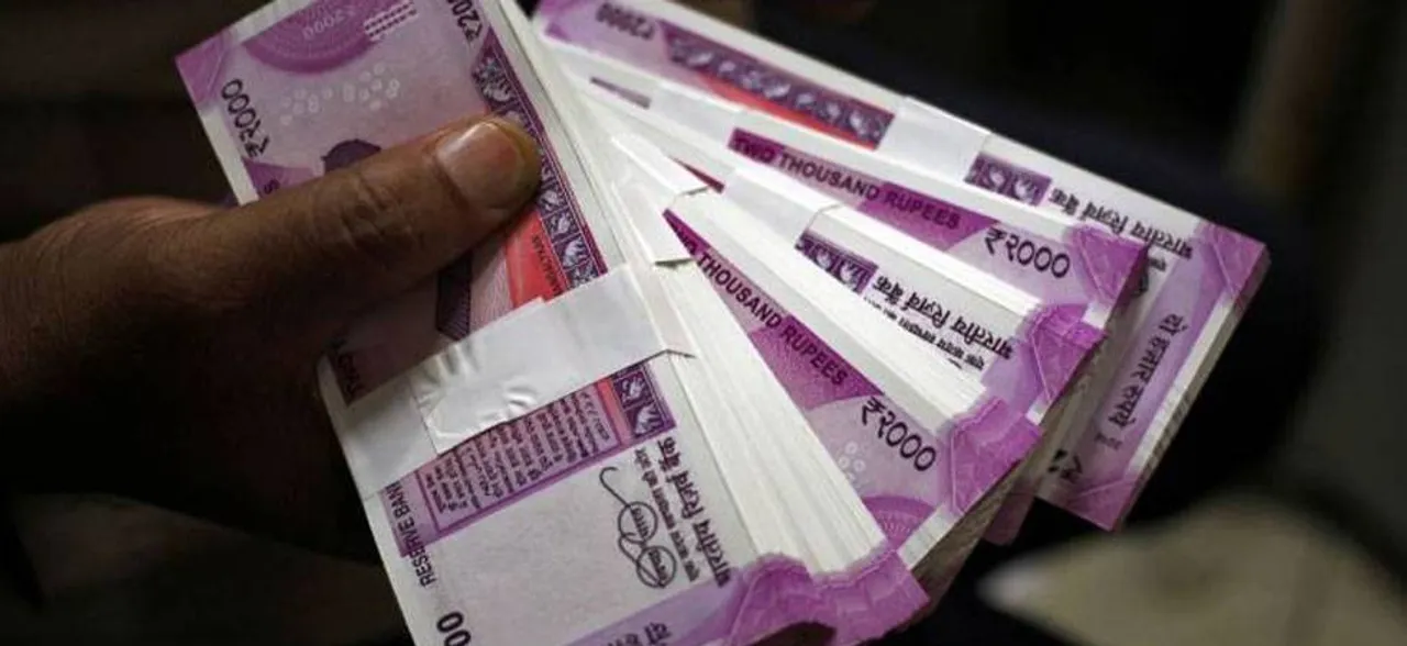 Rupee rises 4 paise against US dollar in early trade