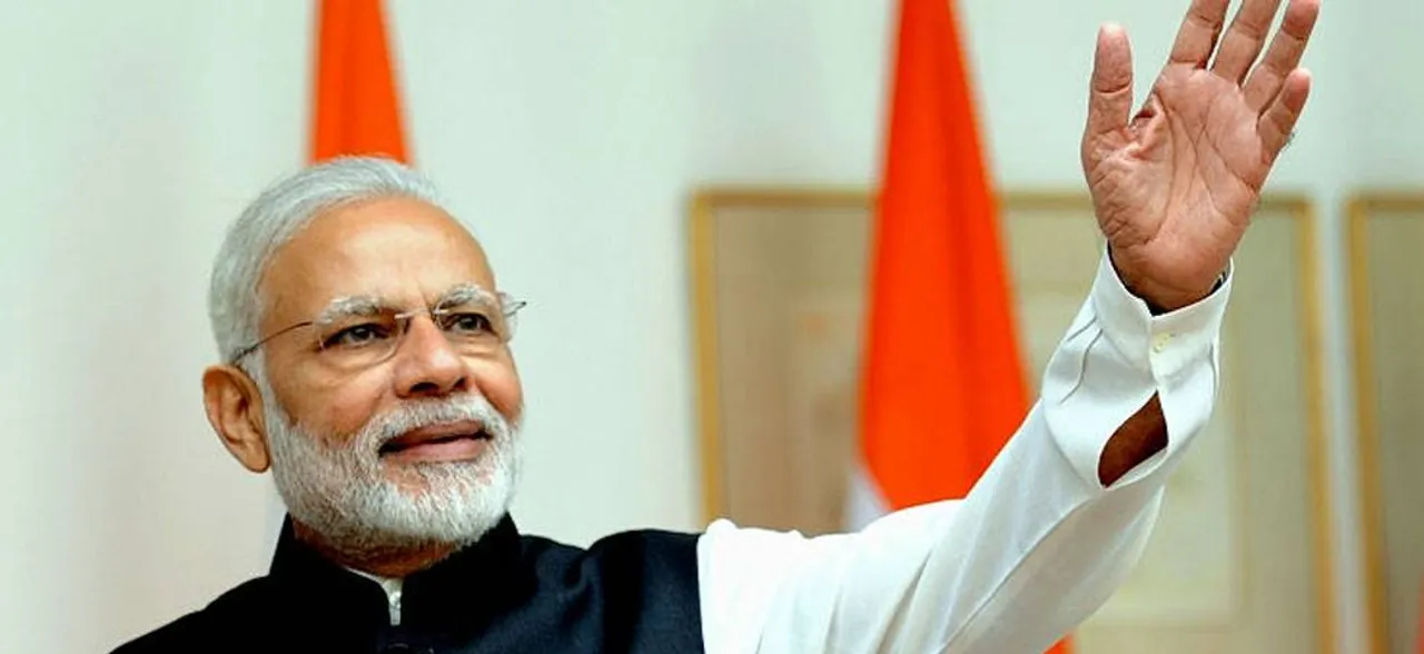 Modi praises Union secretary at 'Swachh Bharat' event