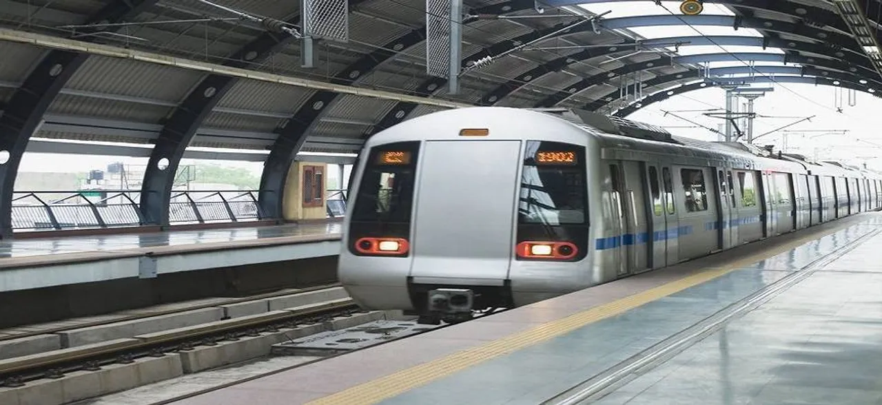 Young woman, man held with bullets at Delhi Metro Station
