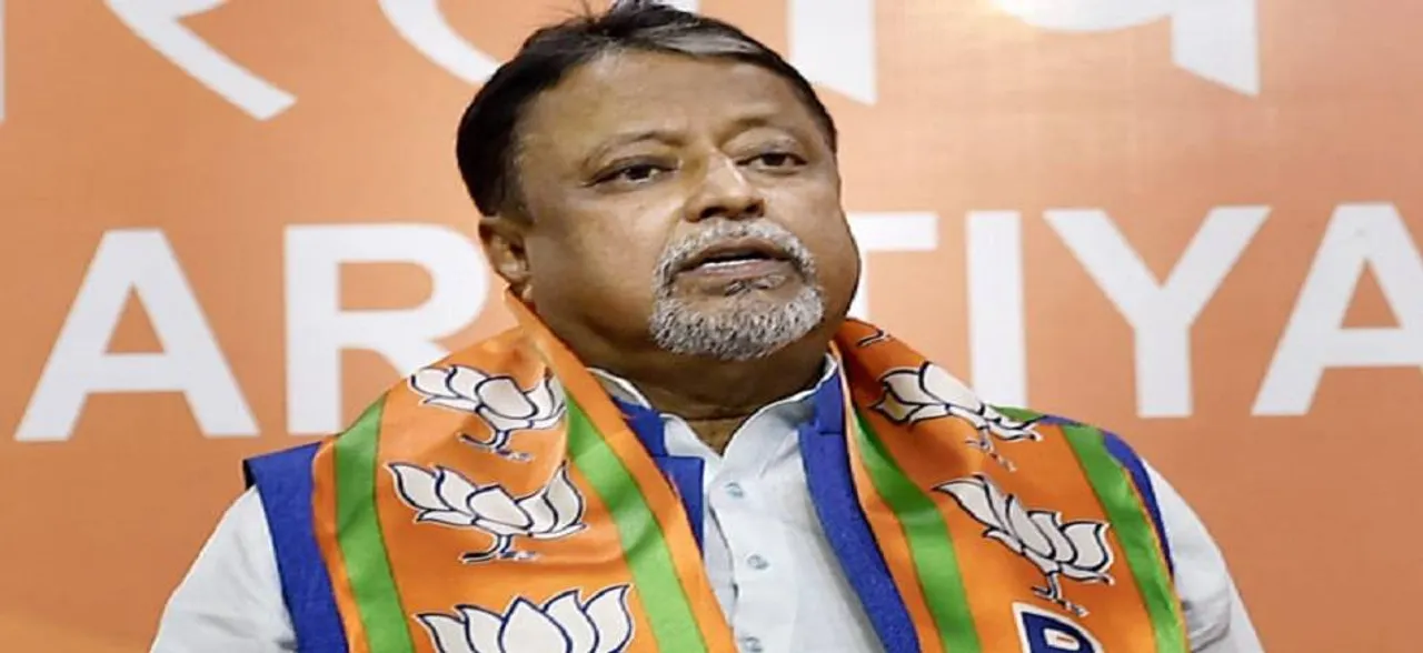 Police complaint against BJP leader Mukul Roy for 'bribing' voters 