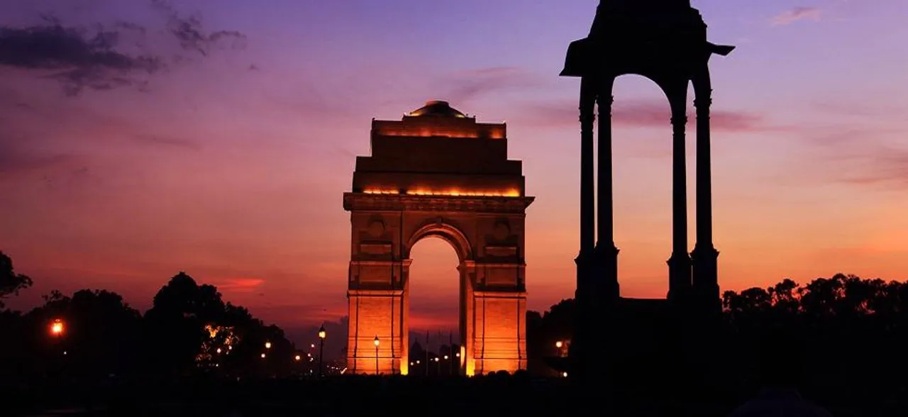 Thunderstorm, heavy rain likely to hit Delhi-NCR today, warning issued by IMD