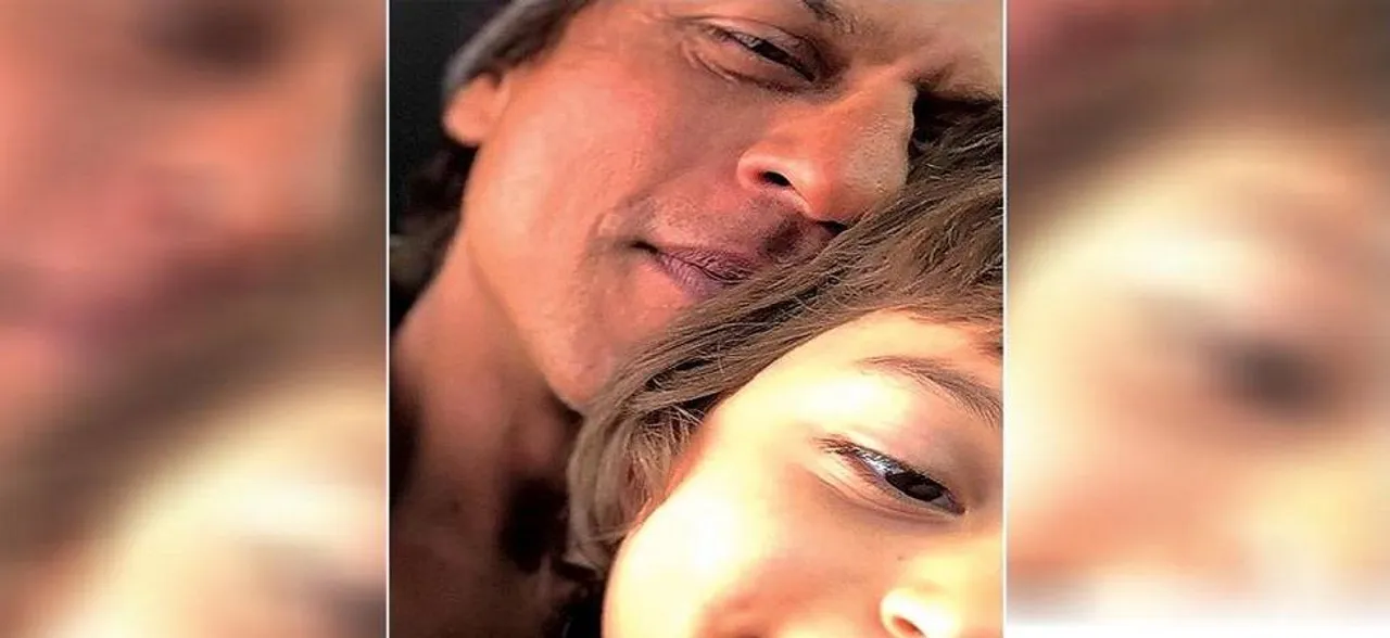 Eid Mubarak! Shah Rukh Khan, AbRam's cute selfie on this festive season will take your heart away! See in pic