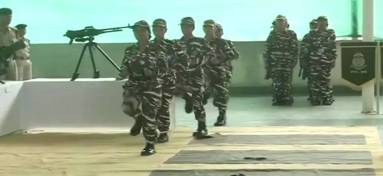 CRPF inducts 500 women personnel to counter protestors in Kashmir