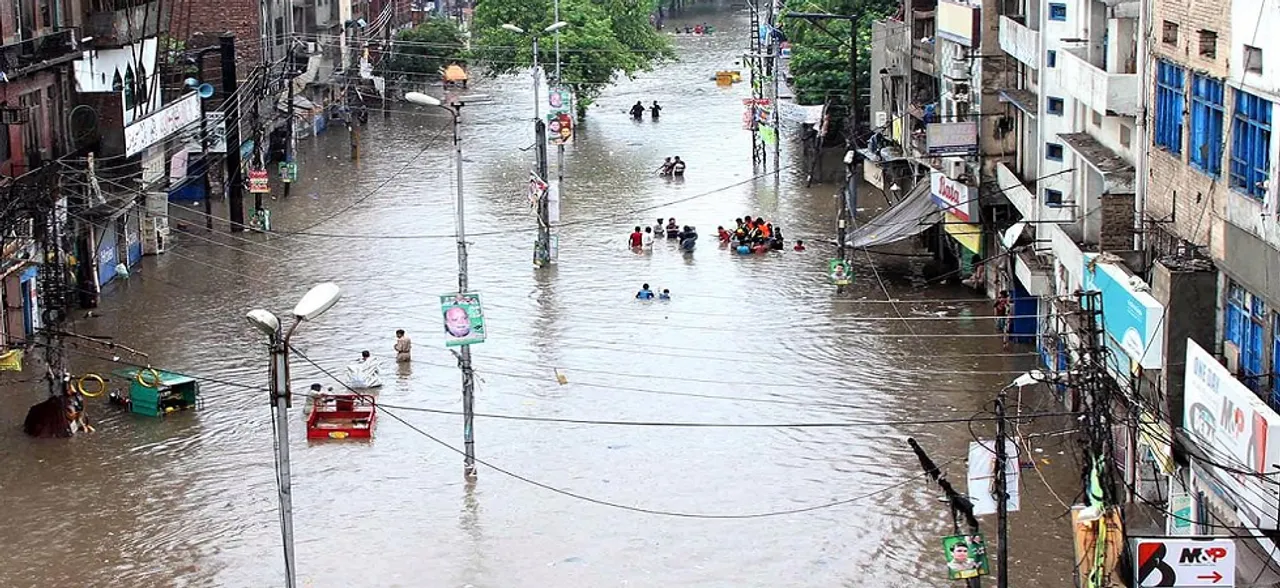 Heavy rain continues to lash Pakistanâ€™s Lahore; death toll rises to 15