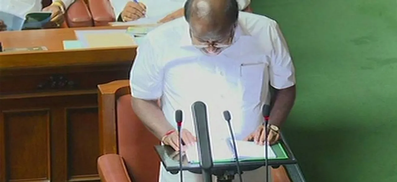 Karnataka Budget 2018: Kumaraswamy waives Rs 34k crore farm loans, but makes fuel, power costlier