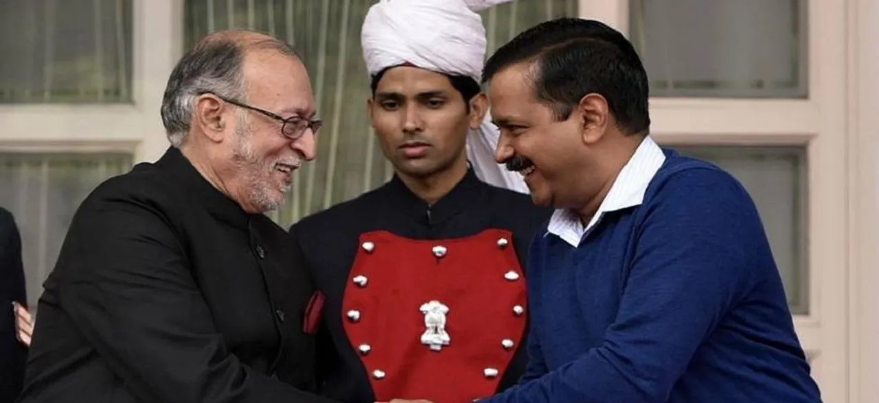 Arvind Kejriwal meets L-G Anil Baijal at his residence; to discuss SC verdict on Delhi power tussle