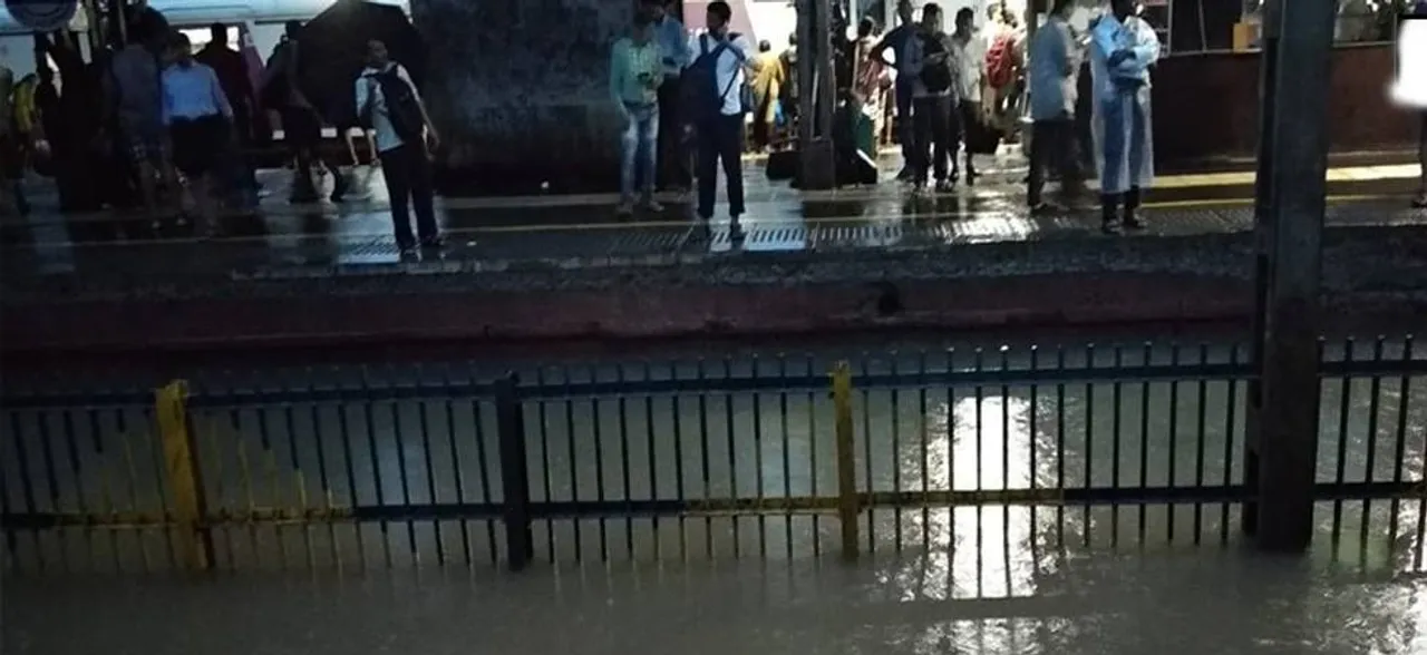 Heavy rain pounds Mumbai; Dabbawallahs cancel services, schools closed, trains running late