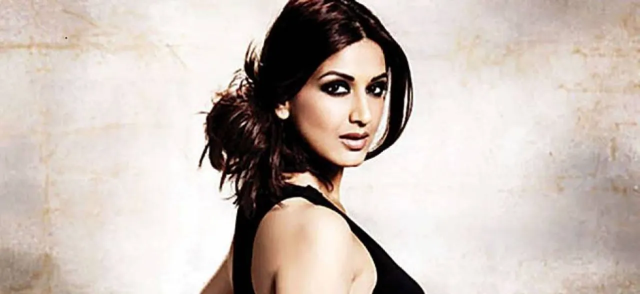 Sonali Bendre shares emotional posts; cuts long locks after being diagnosed with cancer