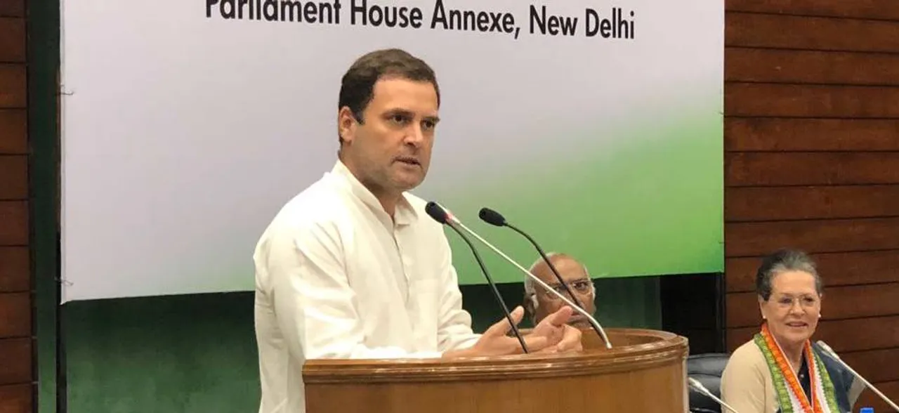 Rahul Gandhi smells 'scam' in Rafale deal, says defence minister doing flip flops on secrecy clause