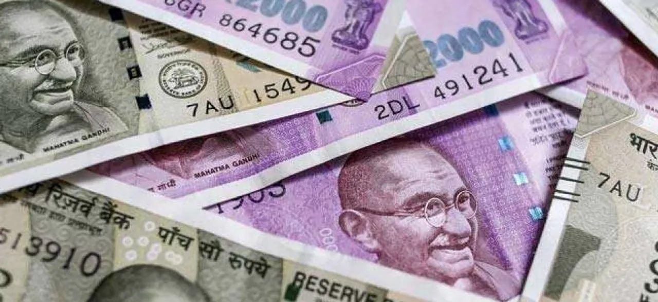 Rupee slips 15 paise to 69.01 against US dollar