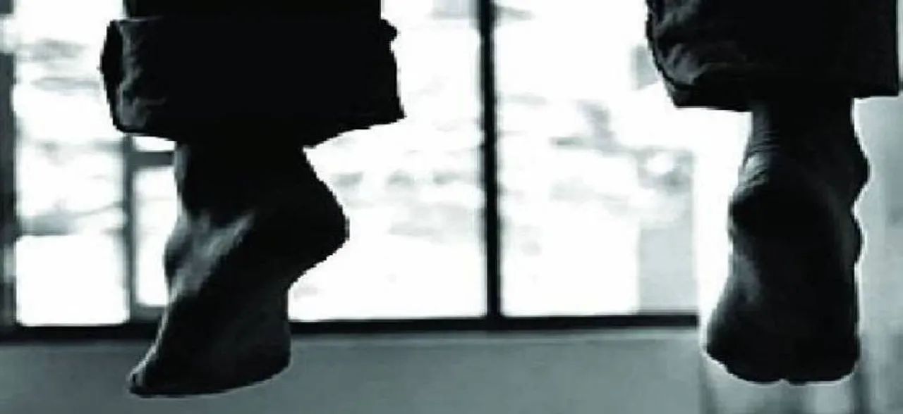 Reading about suicides can impact vulnerable people