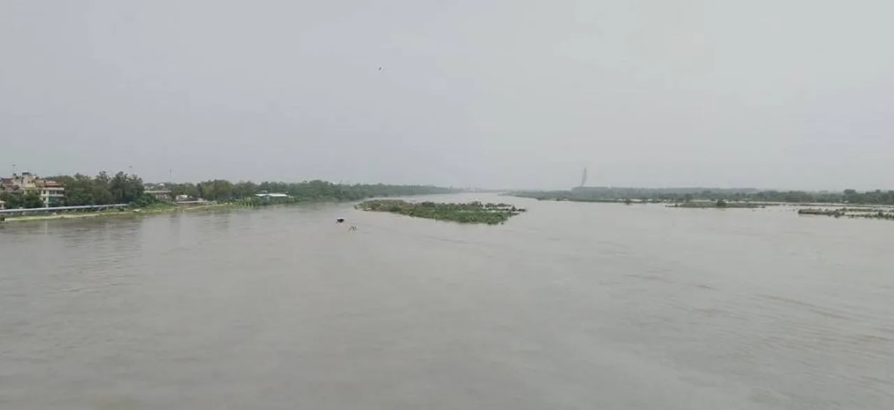Water level in Yamuna continues to rise for third day