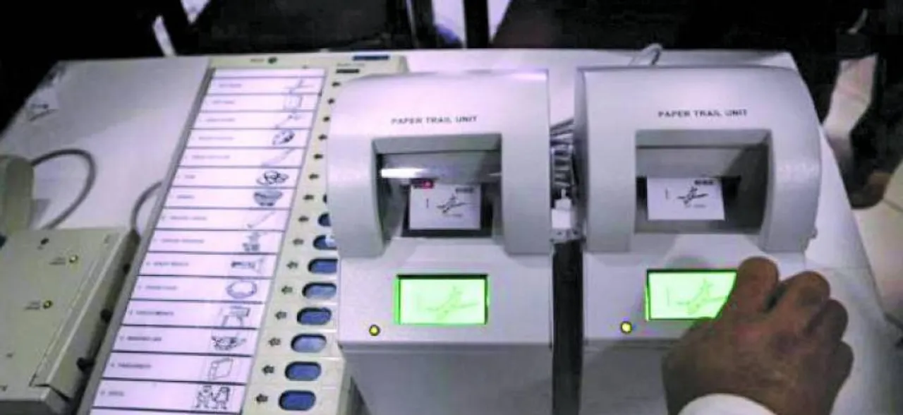 Paper trail machines don't click pictures: Election Commission to voters