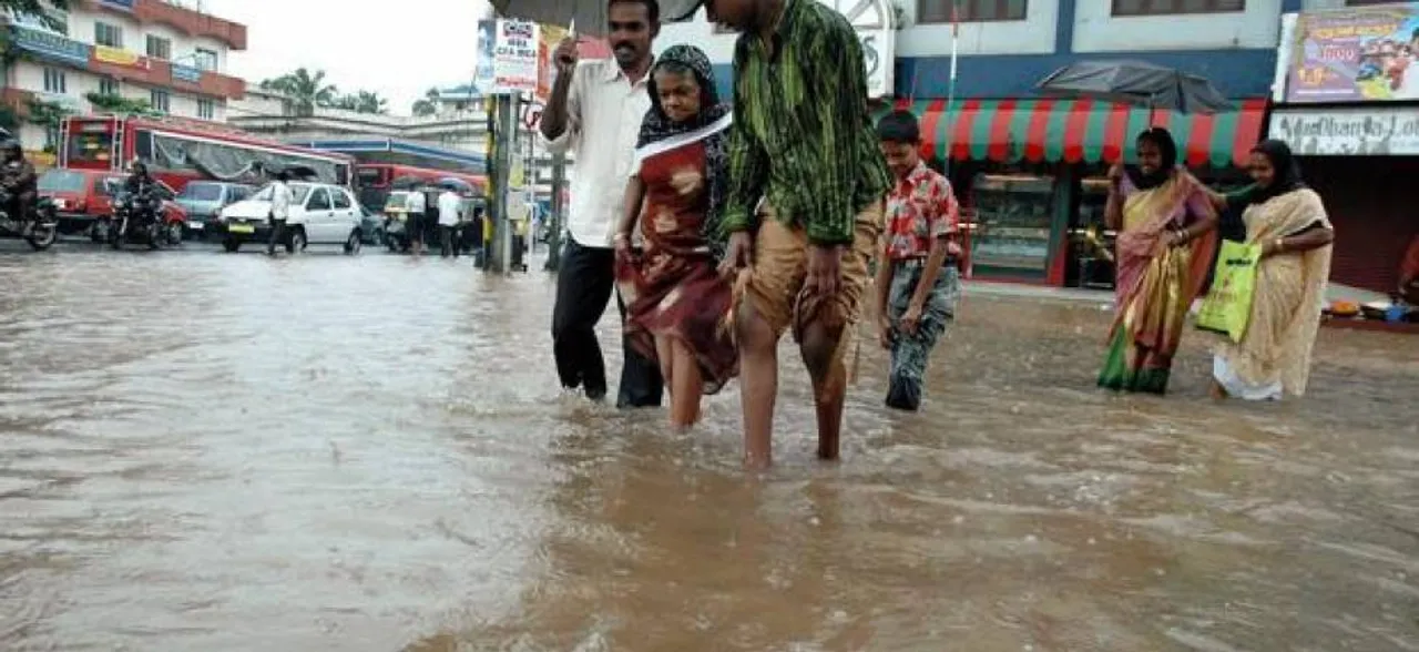 Heavy rains in Kerala; red alert sounded at Idamalayar dam