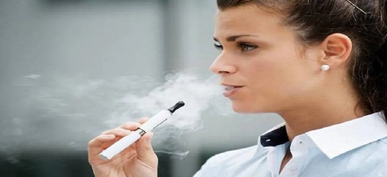 E-cigarette vapour disables lungâ€™s protective cells