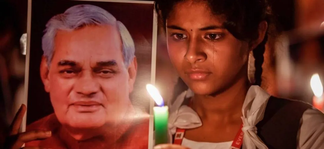 RIP Atal Bihari Vajpayee: Glimpses of those little rippling moments that made the nation smile