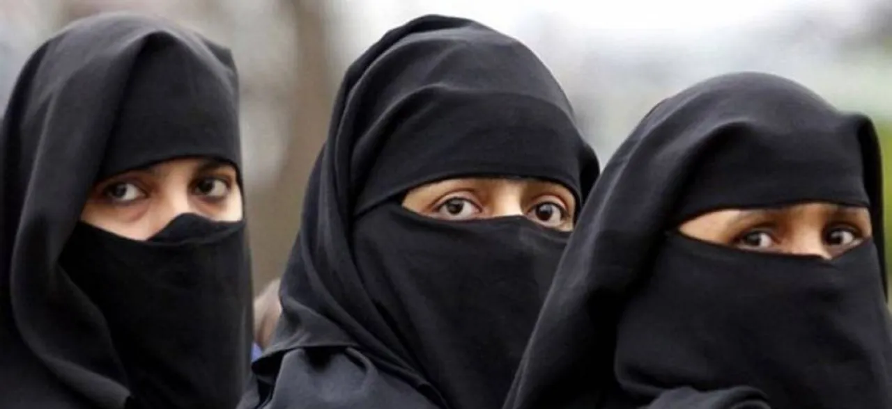 Muslim couple denied Swiss citizenship over handshake refusal