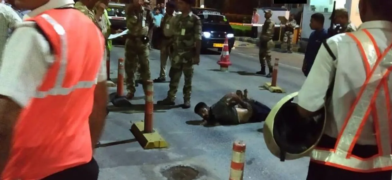 New Delhi: Drunk man 'hijacks' taxi to enter Indira Gandhi International Airport 