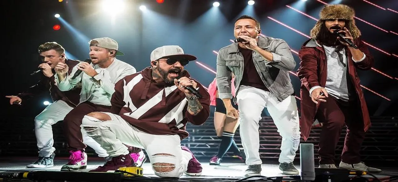 Fourteen injured after structure collapses at Backstreet Boys concert venue in Oklahoma