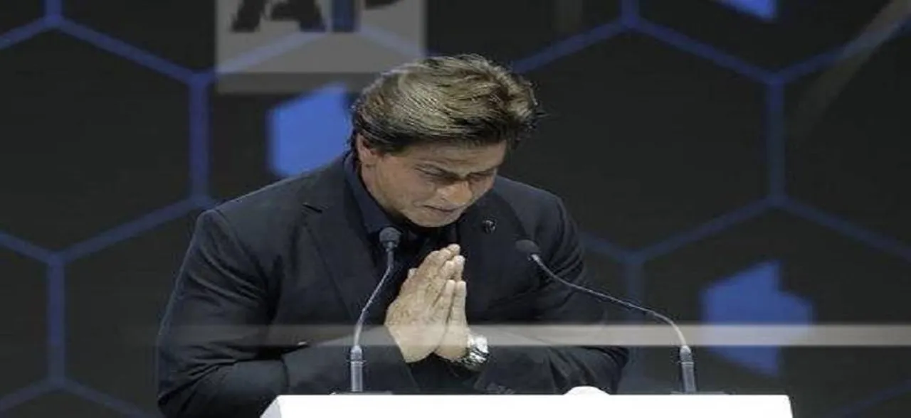 Shah Rukh Khan's 'Meer' reaches out flood victims