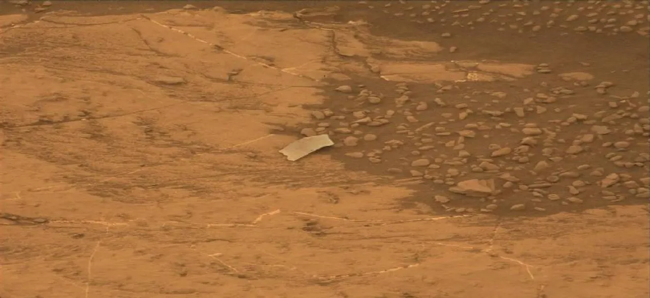 NASA: Foreign object on Mars is just a rock