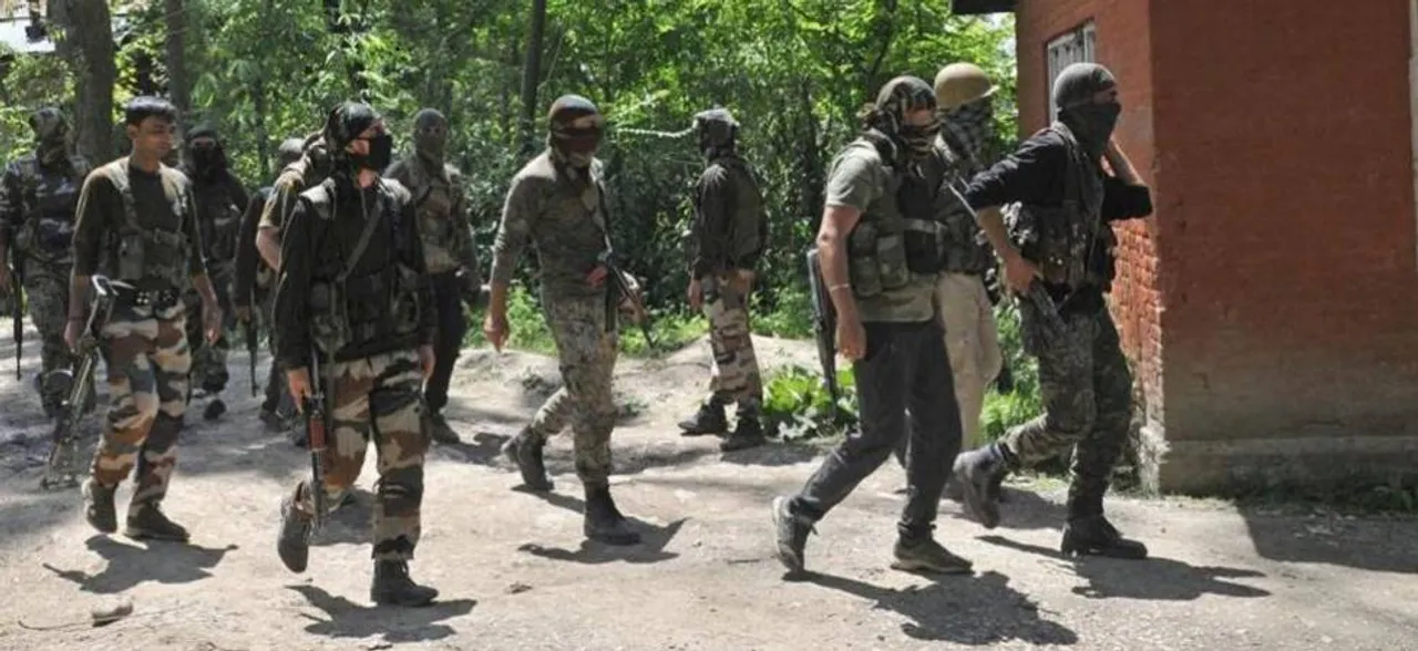 Jammu and Kashmir: Four militants surrender before security forces in Kupwara