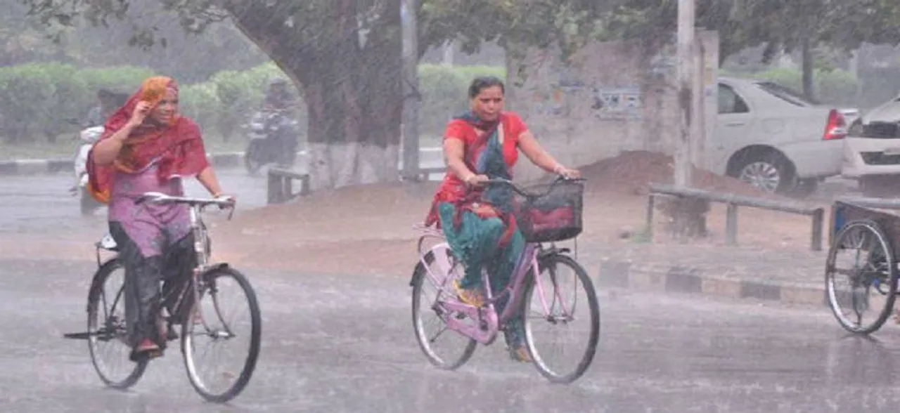 Heavy rain lashes Odisha, more shower in next two days: Met