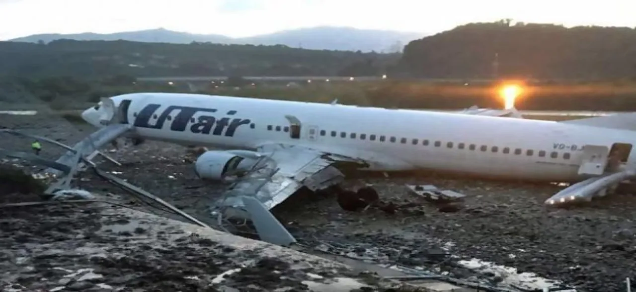 Russian airport worker dies, 18 injured in plane crash