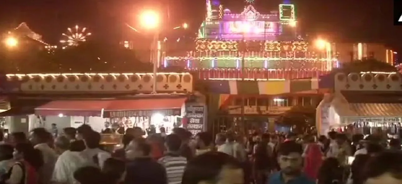 Janmashtami 2018: Lakhs pay obeisance at temples in Mathura amid tight security