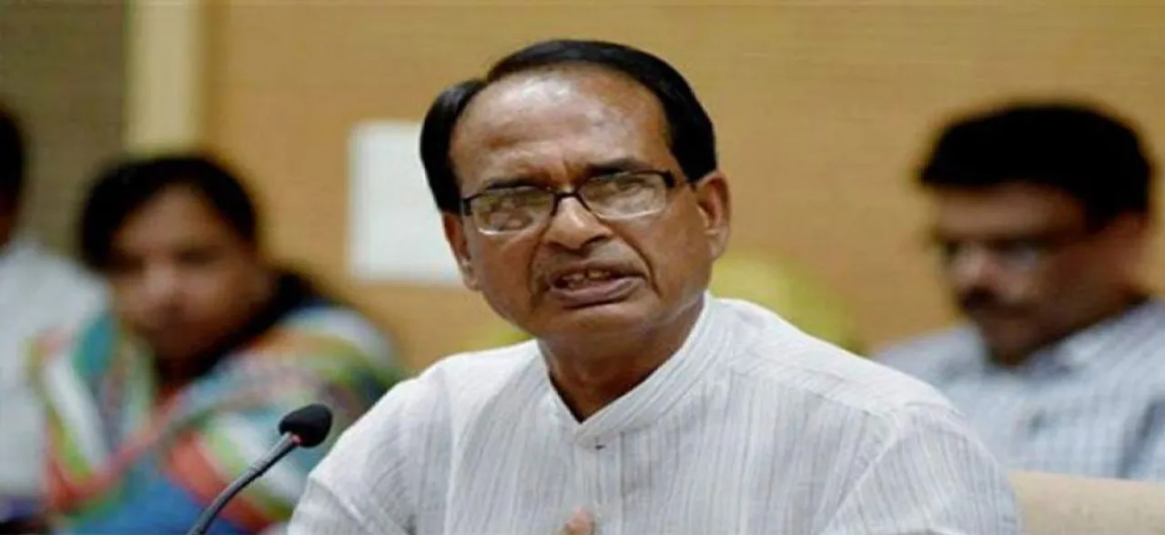 Miscreants hurl stones at MP CM Shivraj Singh Chouhan's vehicle in Sidhi