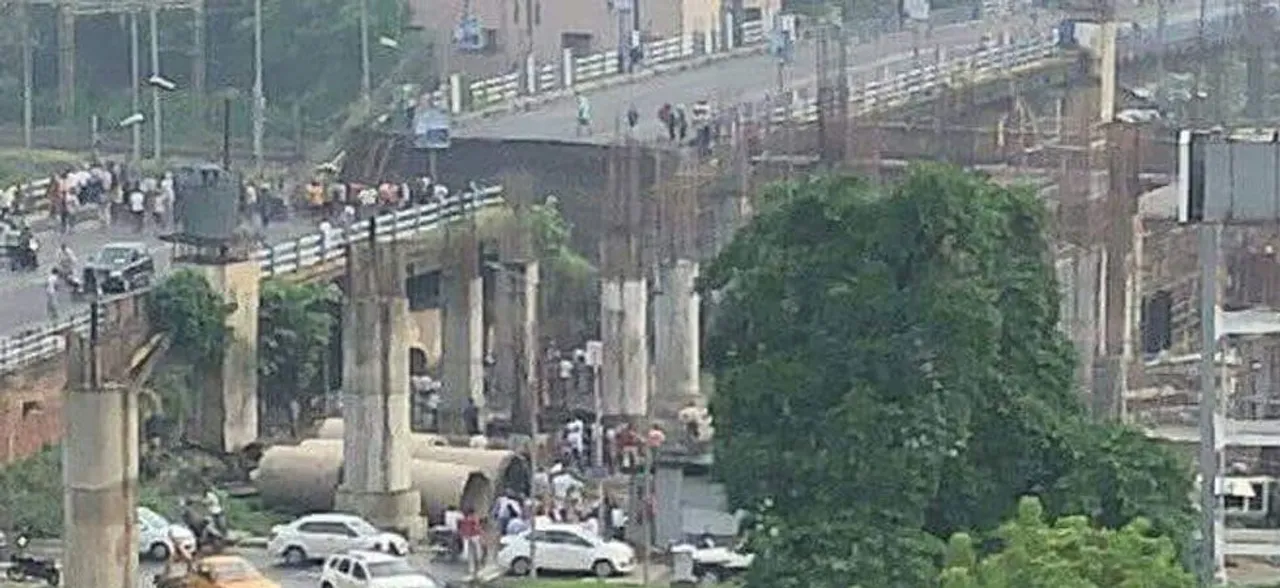 Kolkata Bridge Collapse: One dead, 19 injured; CM Mamata Banerjee orders probe