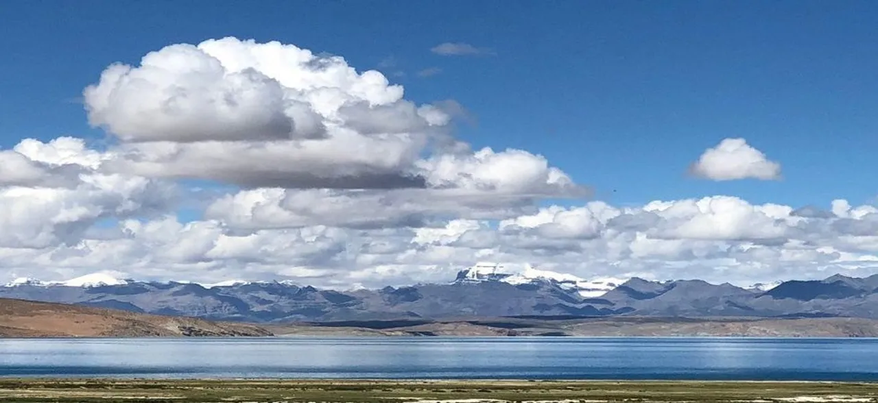 Rahul Gandhi shares breathtaking Mansarovar lake picture with a caption for Modi