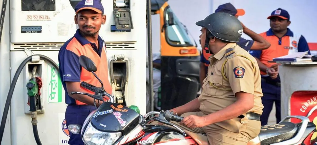 Mamata government to cut petrol, diesel prices by Re 1 per litre in West Bengal      