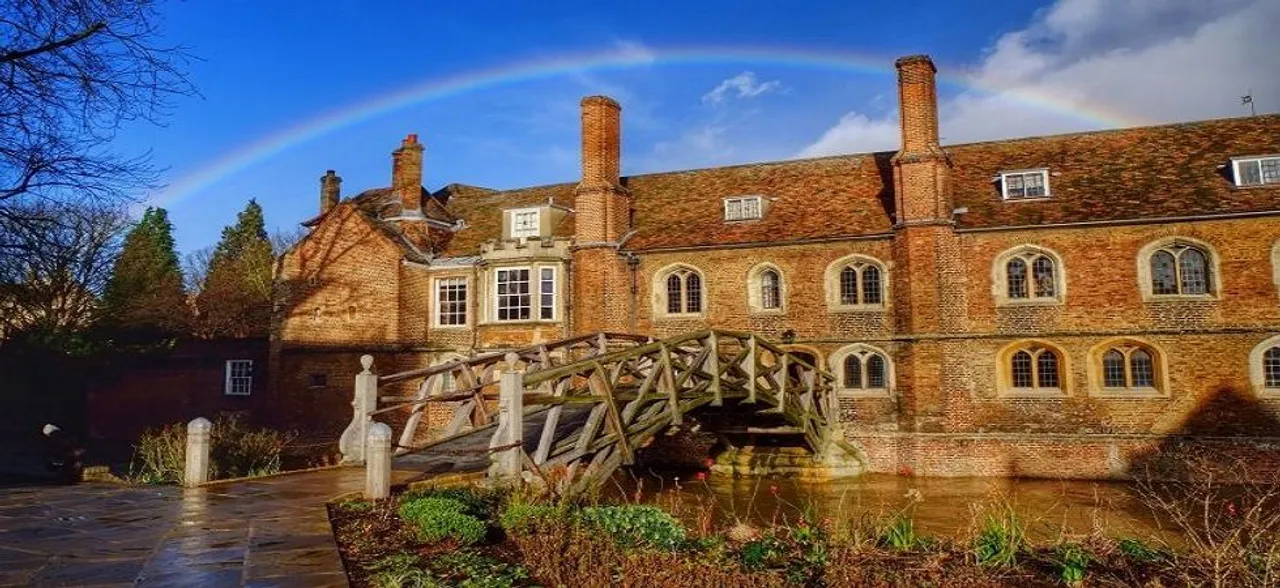 Prisoners in UK to be offered chance to study at Cambridge University