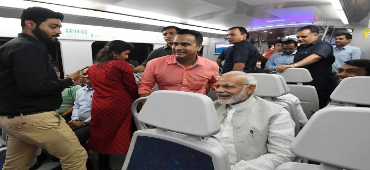 PM Narendra Modi takes Delhi metro to lay foundation stone of convention centre