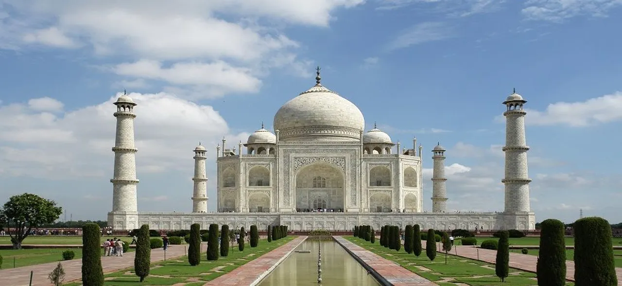 Taj Mahal: SC extends deadline for UP government to submit vision document