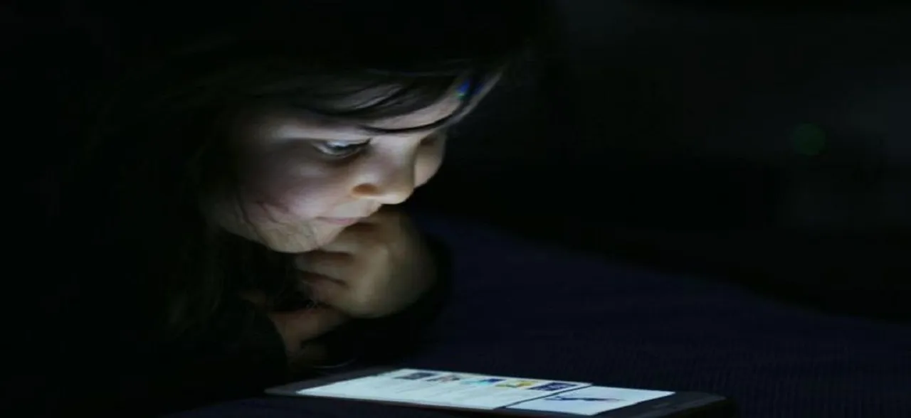 Too much screentime daily may damage kid's brain function