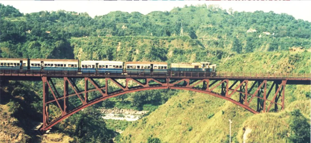 Revisit Northern Railways - 15 fascinating facts about the largest railway zone in India