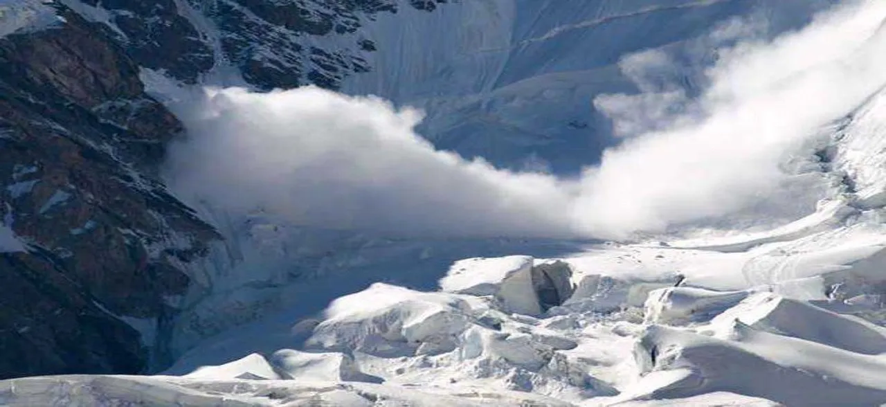 Five Koreans among nine killed as powerful avalanche hits Nepal's Mount Gurja 