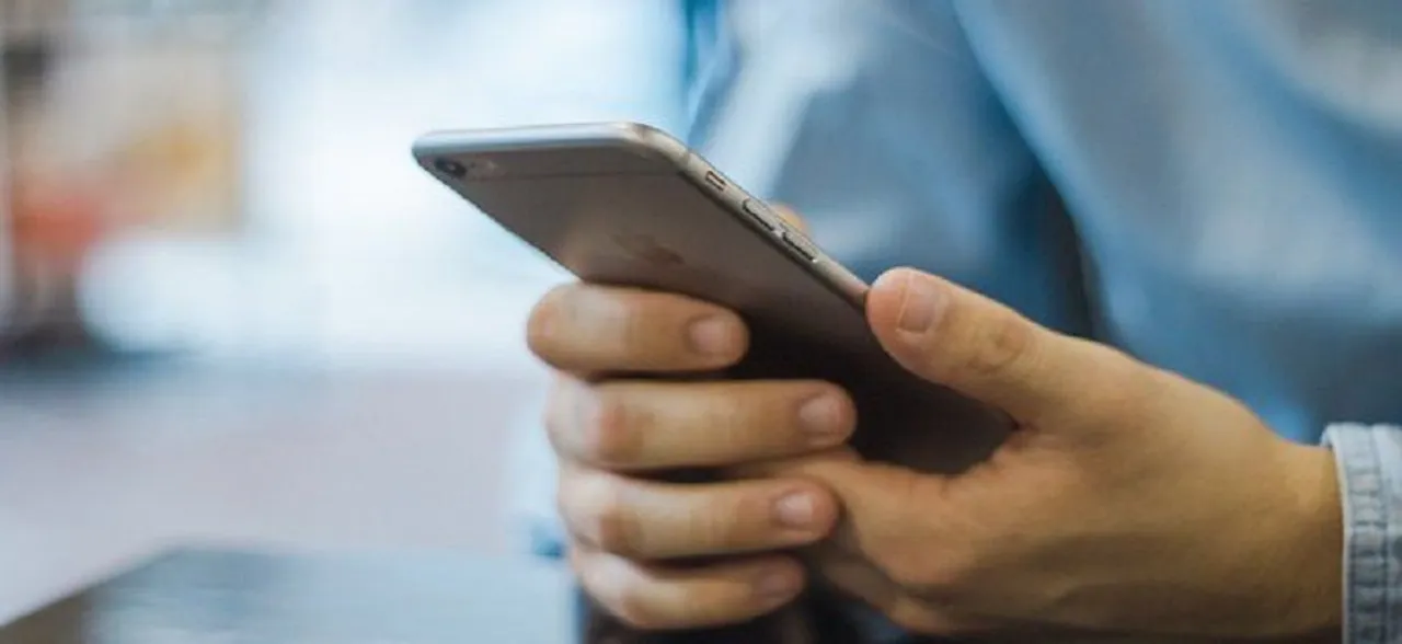Man orders mobile phone from online site, gets brick instead