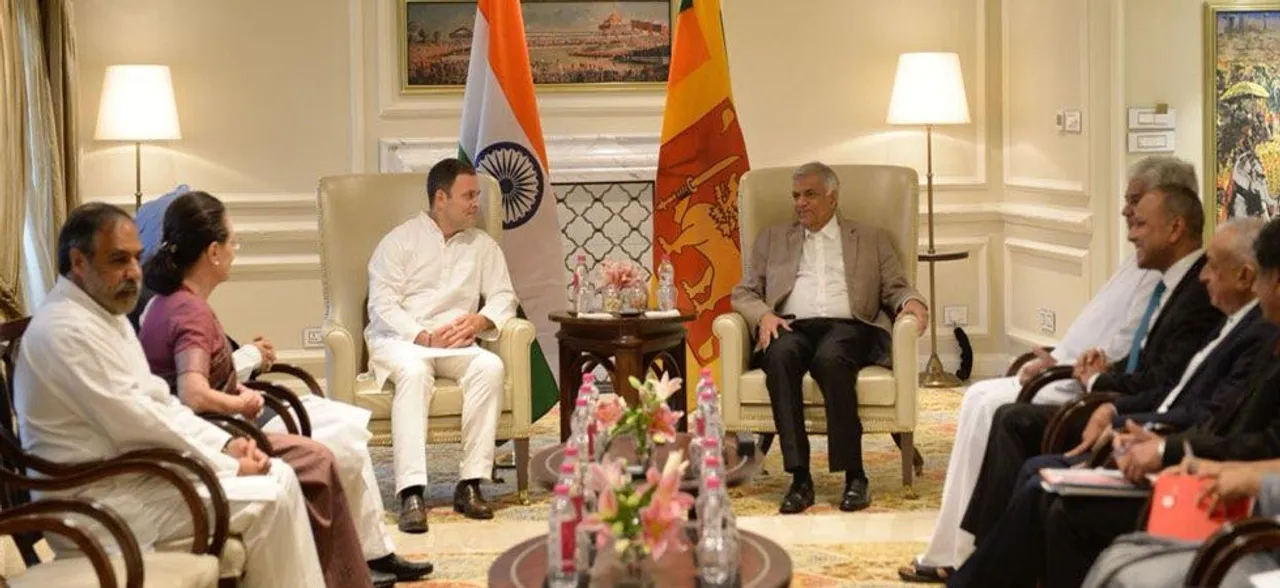 Manmohan Singh, Rahul Gandhi hold talks with visiting Lankan PM Wickremesinghe
