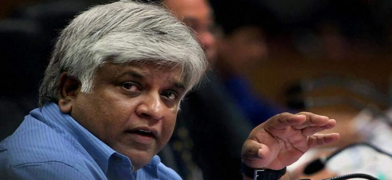 Sri Lanka: Constitutional crisis deepens as Arjuna Ranatunga's bodyguards fire at mob; one killed 