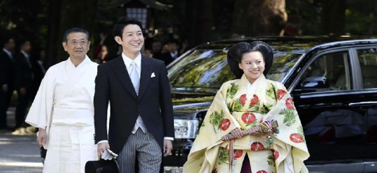 Japanese Princess Ayoka marries commoner in a shrine ceremony