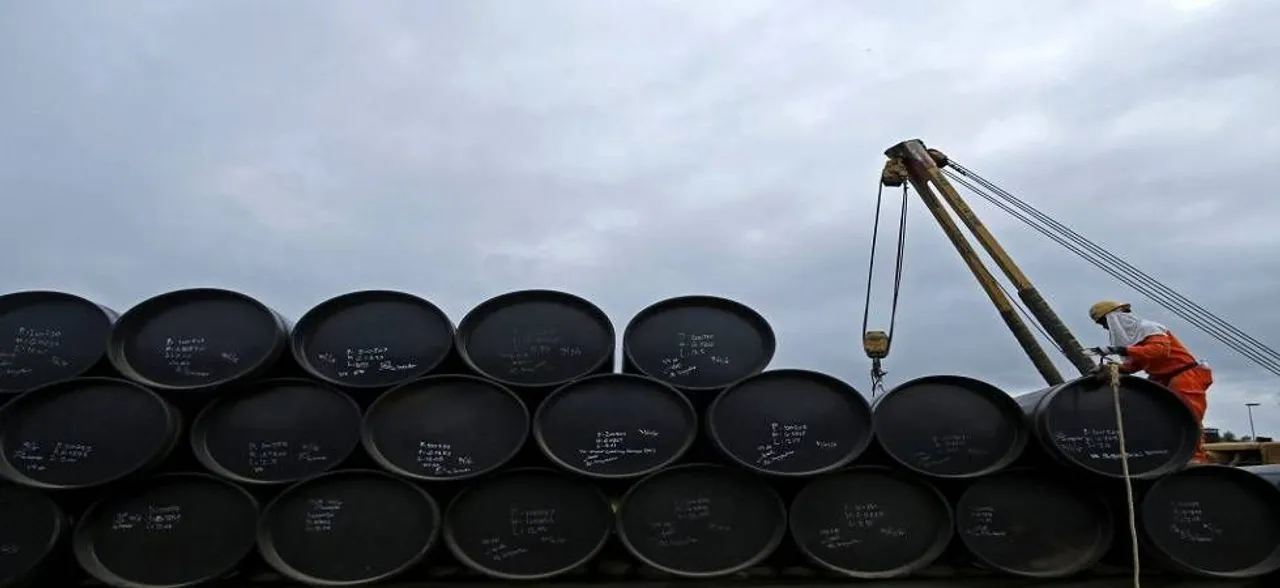 Shares of oil marketing, aviation companies tank up to 6 per cent