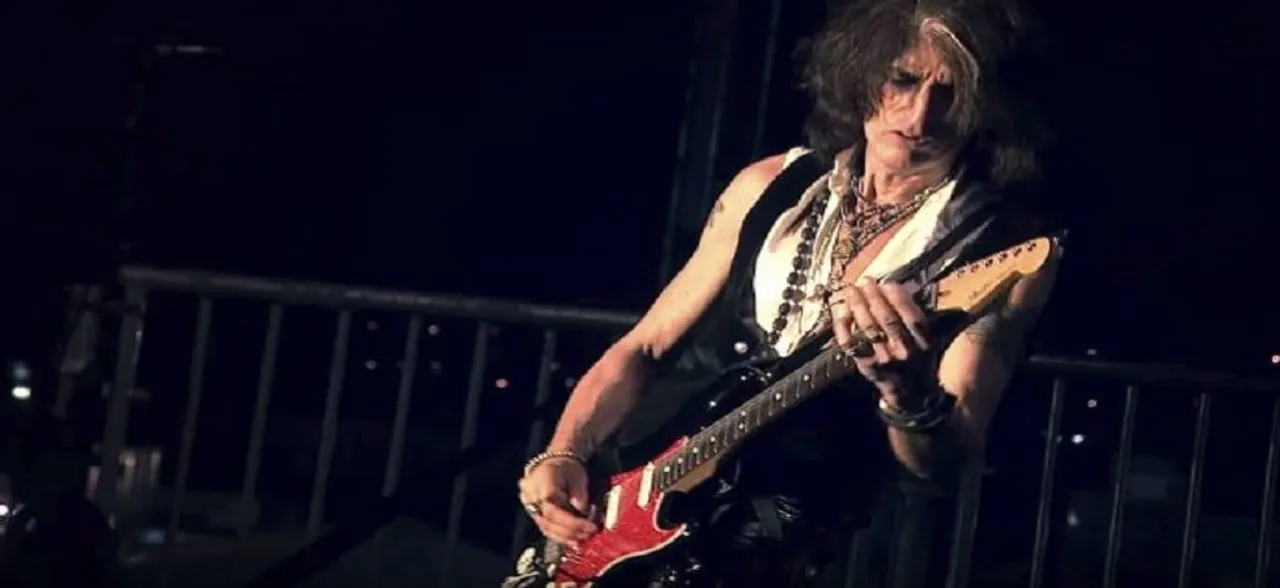 Aerosmith Joe Perry hospitalised, doing well