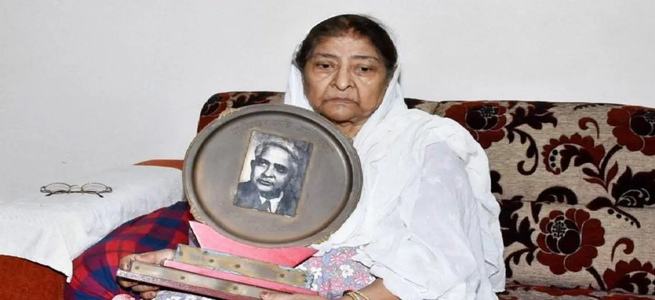 2002 Gujarat Riots: Supreme Court to hear on Monday plea against clean chit to Modi