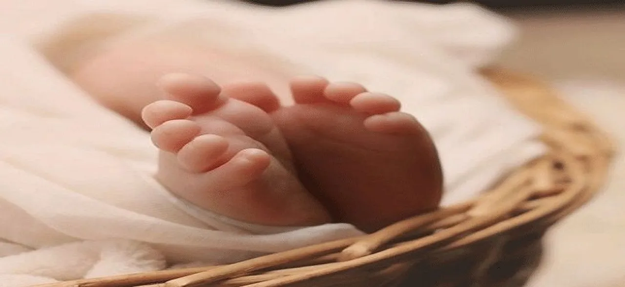 Delhi: Ten arrested for running child-selling racket, five babies rescued